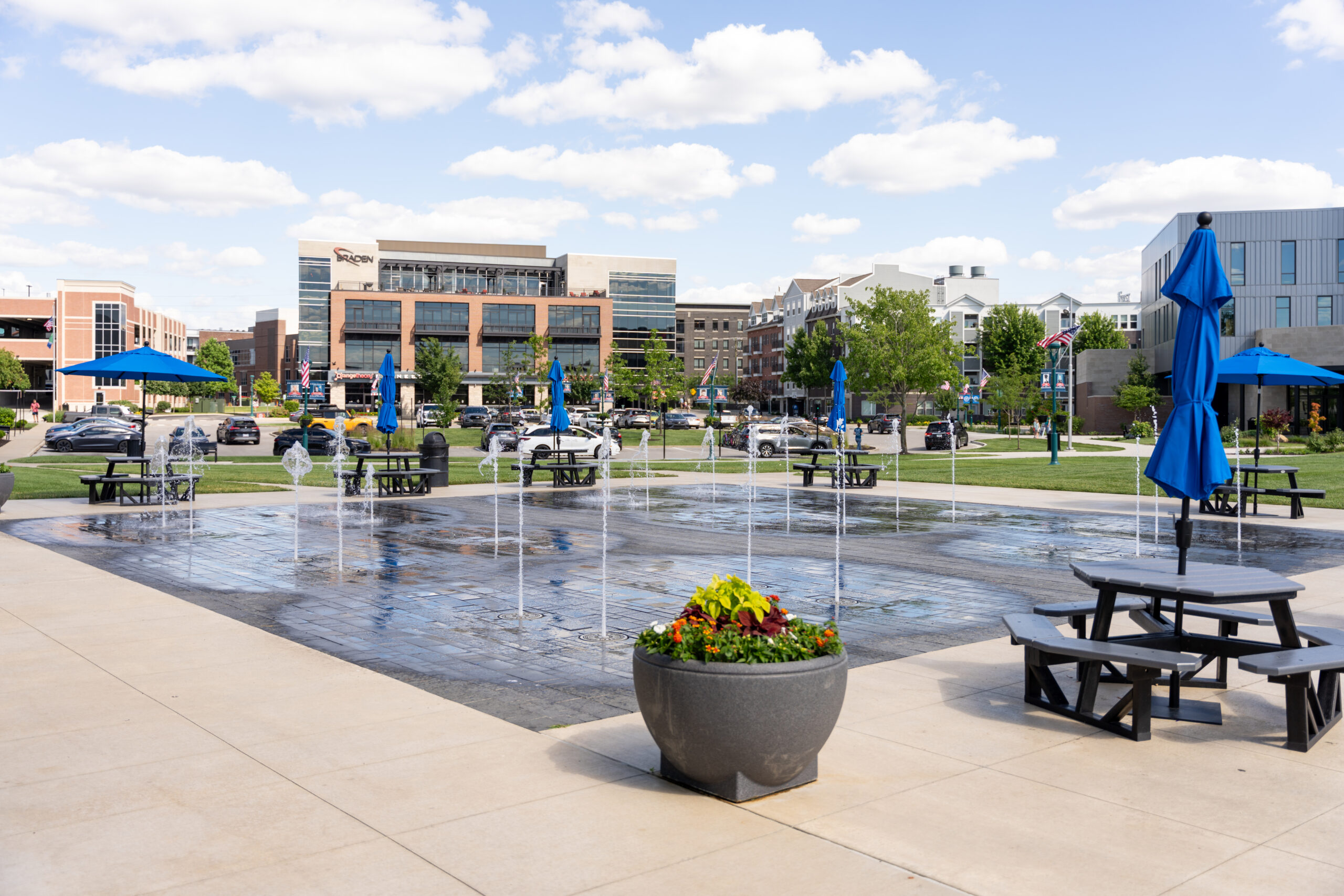 Outside picture of a water feature in Fishers, Indiana