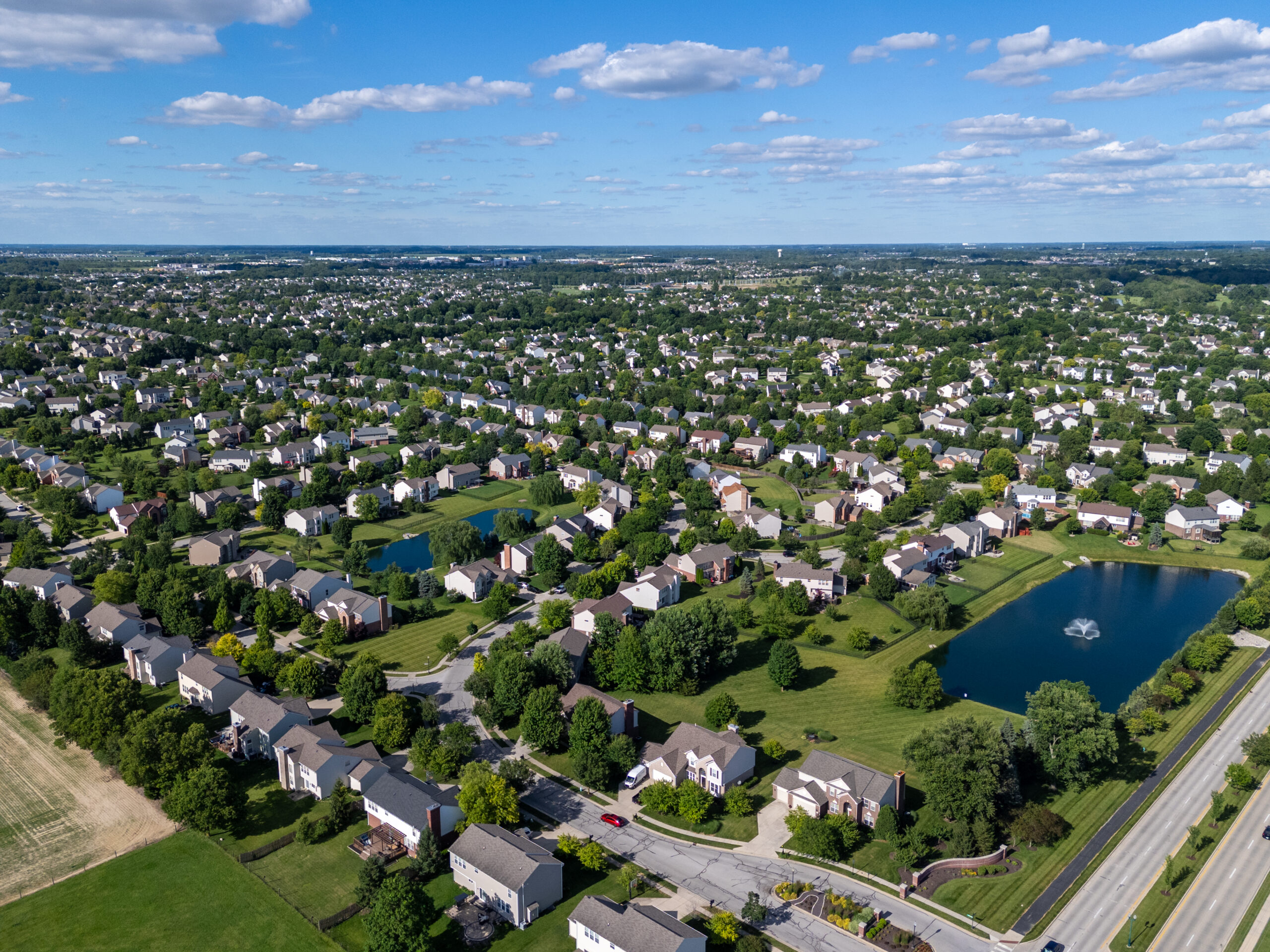 Aerial picture of homes in Fishers, Indiana